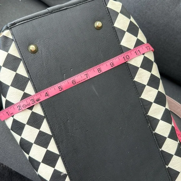 Betsey Johnson Weekender Bow Duffel Bag - Picture 13 of 14